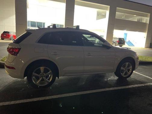 2020 Audi Q5 40 Premium Plus