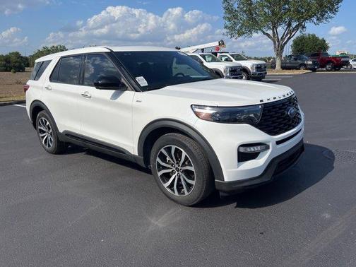 2022 Ford Explorer ST-Line