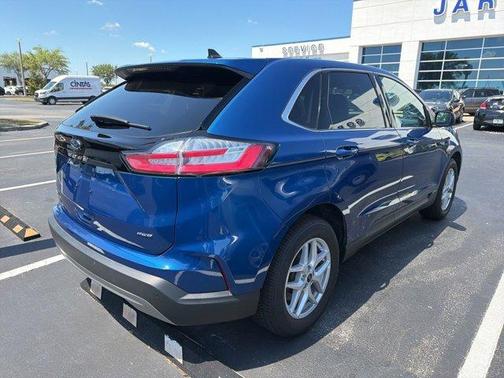 Blue Metallic 2024 Ford Edge SEL