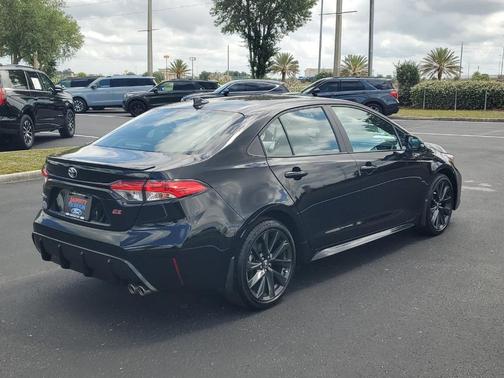 Midnight Black Metallic 2025 Toyota Corolla SE