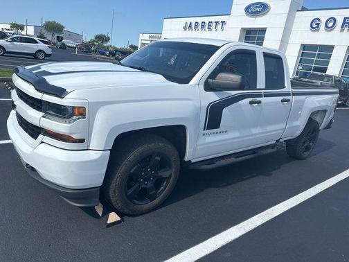 2017 Chevrolet Silverado 1500 Custom