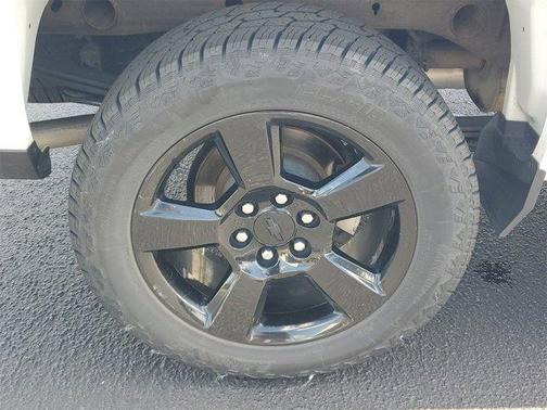 2017 Chevrolet Silverado 1500 Custom