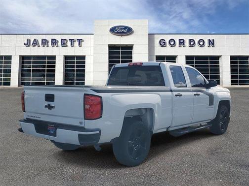 2017 Chevrolet Silverado 1500 Custom