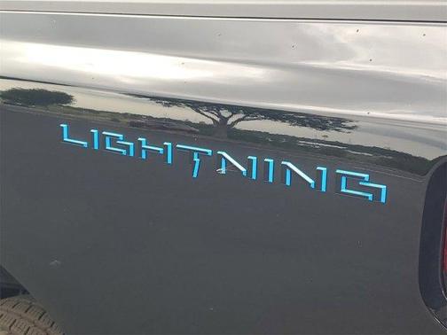 2025 Ford F-150 Lightning XLT