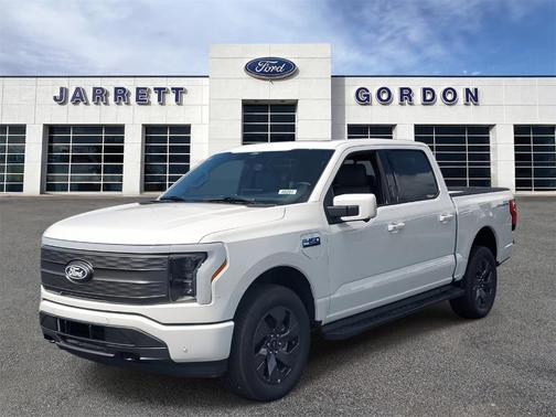 2025 Ford F-150 Lightning LARIAT