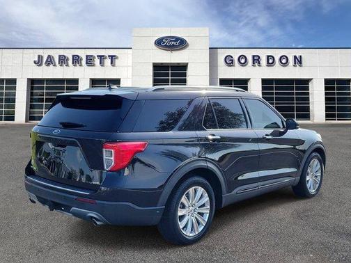 Black Metallic 2021 Ford Explorer Limited