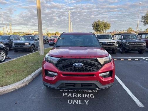 2023 Ford Explorer ST-Line