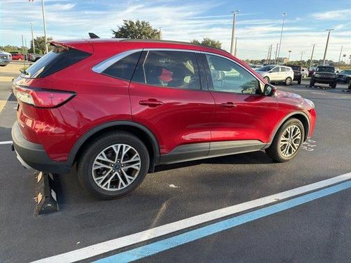 2020 Ford Escape SEL