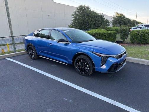 2025 Kia K4 GT-Line Turbo