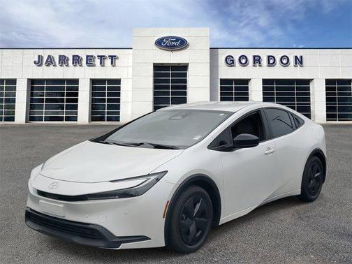 2023 Toyota Prius LE