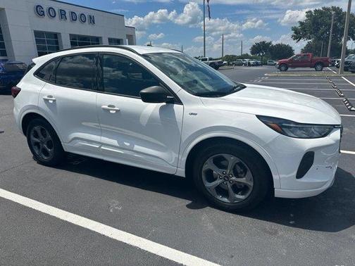 Oxford White 2023 Ford Escape ST-Line