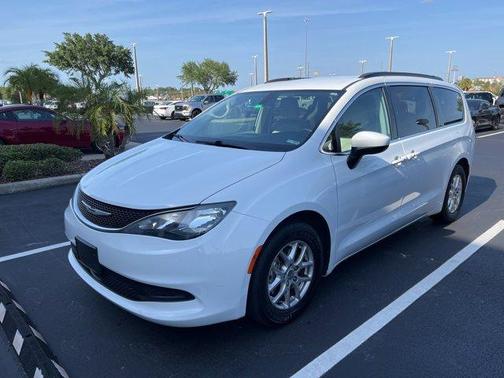 2021 Chrysler Voyager LXI