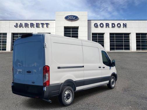 2025 Ford Transit-250 148 WB Medium Roof Cargo