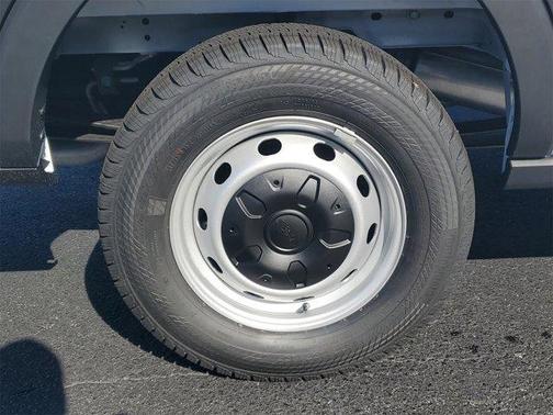 2025 Ford Transit-250 148 WB Medium Roof Cargo