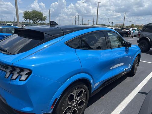 2022 Ford Mustang Mach-E GT