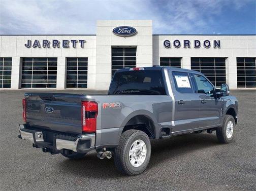 2025 Ford F-250 XLT