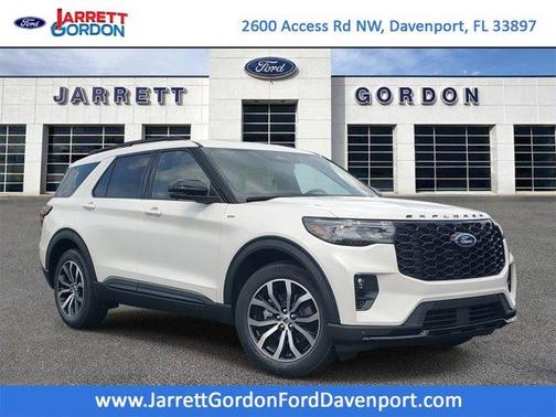 2025 Ford Explorer ST-Line
