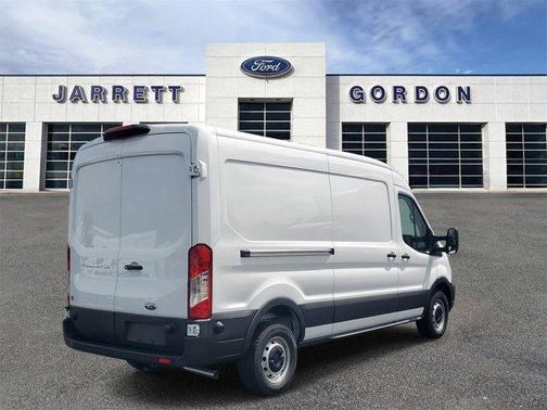 2025 Ford Transit-250 148 WB Medium Roof Cargo
