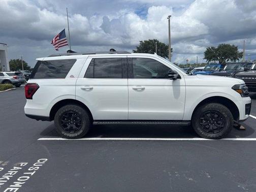 2022 Ford Expedition Timberline