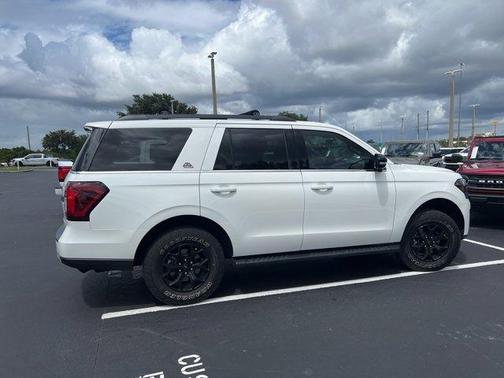 2022 Ford Expedition Timberline