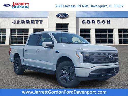 2025 Ford F-150 Lightning LARIAT