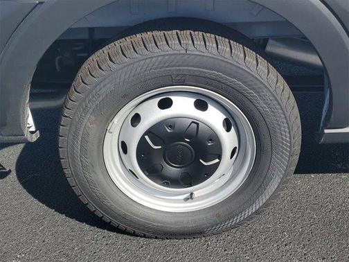 2025 Ford Transit-350 XL