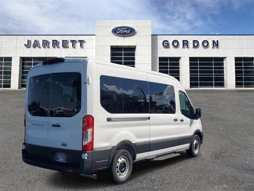 2025 Ford Transit-350 XL