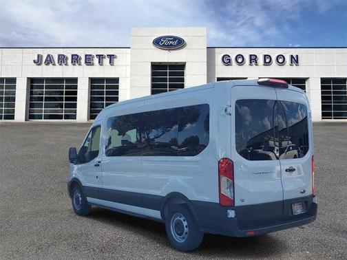 2025 Ford Transit-350 XL