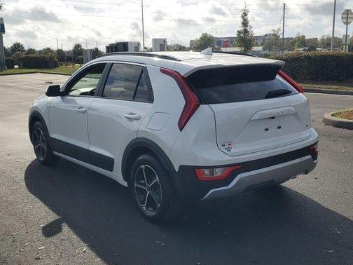 2024 Kia Niro LX