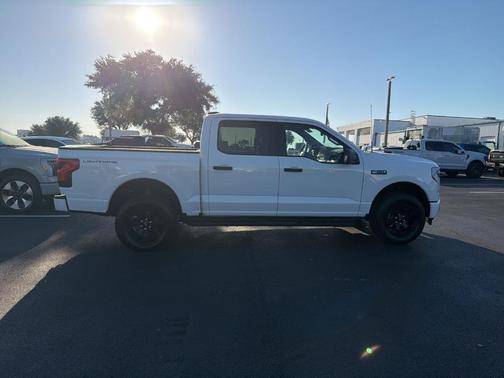 Oxford White 2025 Ford F-150 Lightning XLT