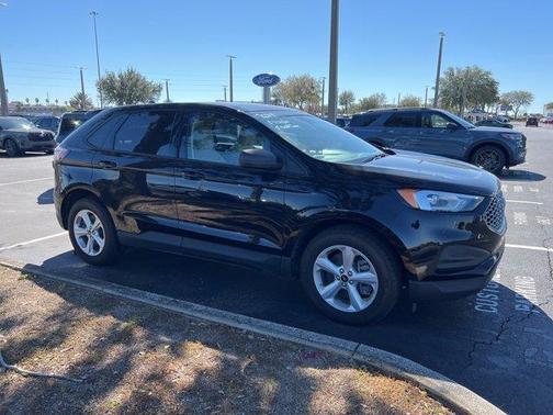 2024 Ford Edge SE