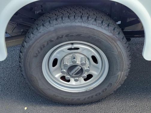 Oxford White 2019 Ford F-250 XL
