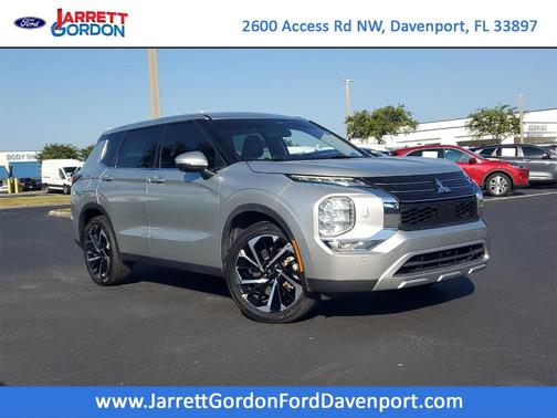 2022 Mitsubishi Outlander SE