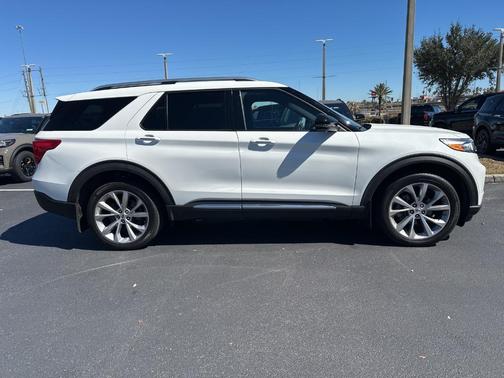 2021 Ford Explorer Platinum