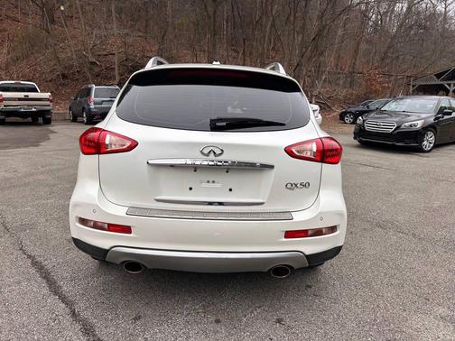 2016 INFINITI QX50 Base