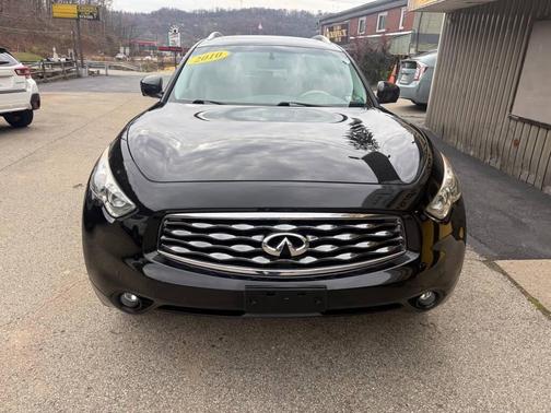 2010 INFINITI FX35 Base
