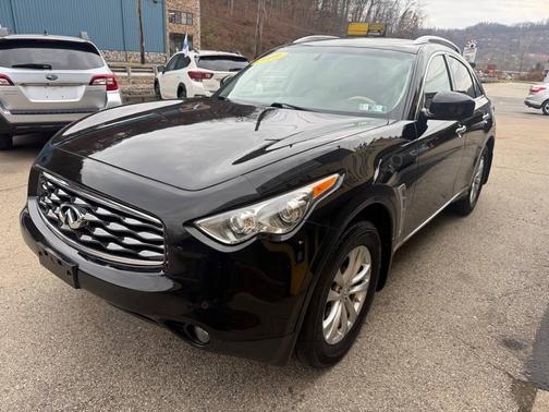 2010 INFINITI FX35 Base