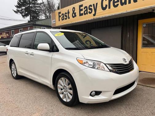 2015 Toyota Sienna XLE
