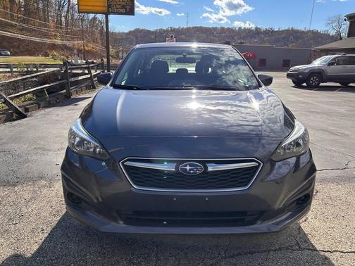 2019 Subaru Impreza 2.0i Premium
