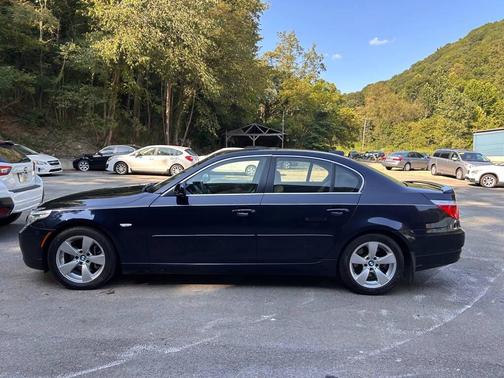 2008 BMW 528 528i 4dr Sedan Luxury