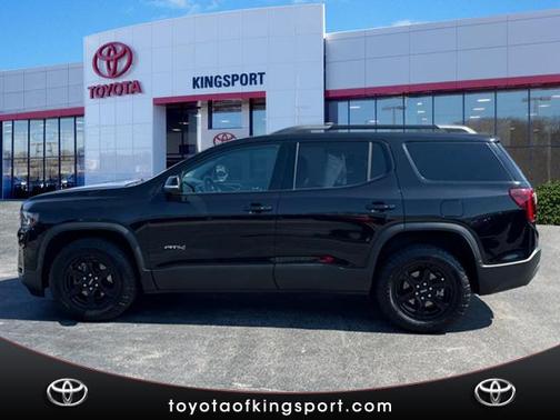2023 GMC Acadia AWD AT4