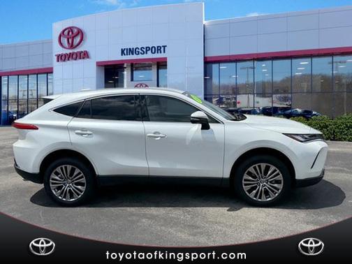 Wind Chill Pearl 2023 Toyota Venza XLE