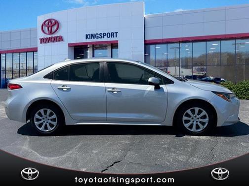 Classic Silver Metallic 2020 Toyota Corolla LE