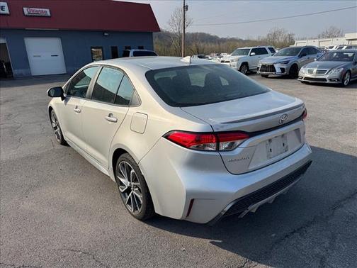 Classic Silver Metallic 2021 Toyota Corolla SE