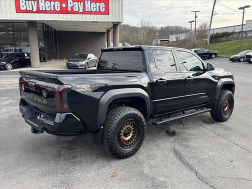 2024 Toyota Tacoma TRD Off Road