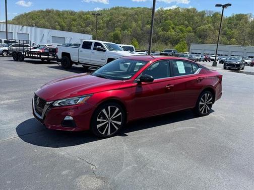 2022 Nissan Altima 2.5 SR