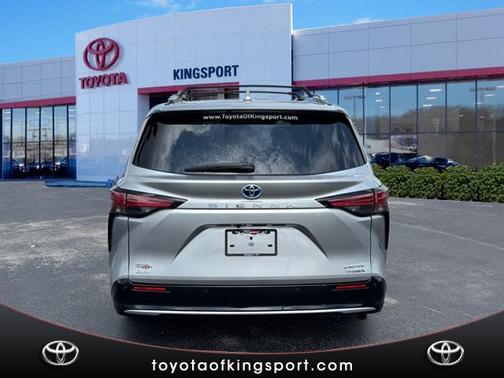 2024 Toyota Sienna Limited 7-Passenger