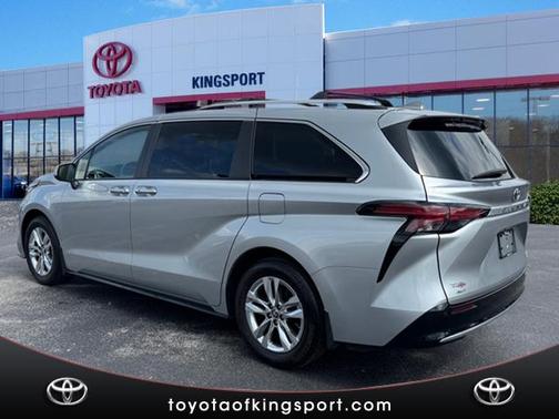 2024 Toyota Sienna Limited 7-Passenger