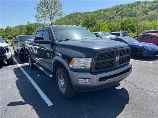 Brilliant Black Crystal Pearlcoat 2010 Dodge Ram 2500 SLT/TRX