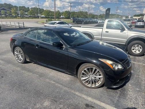 2011 INFINITI G37 Base